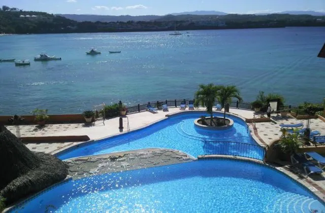 Hotel Sosua Bay Beach Resort pool view mer